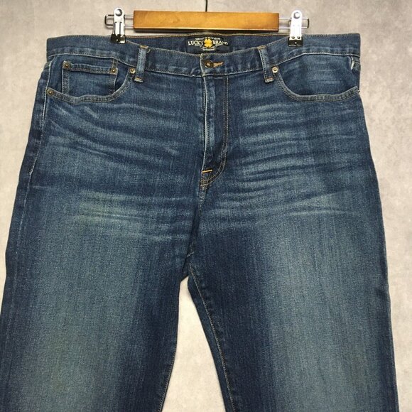 Lucky Brand Mens 361 Vintage Straight Blue Jeans size 38x32 Stretch Denim - Picture 1 of 12